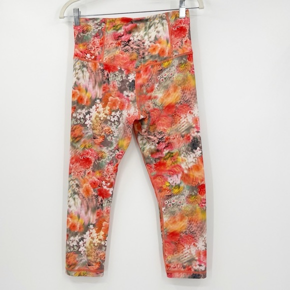 Athleta Elation Printed Capri Leggings Renewed Bloom Spring Size S - Picture 5 of 6